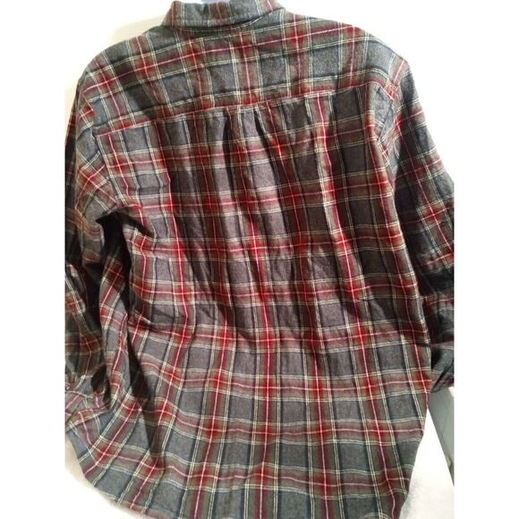 L.L. Bean Shirt Men's XL Red Plaid Flannel Button-Up Long Sleeve (228061) - Picture 3 of 5